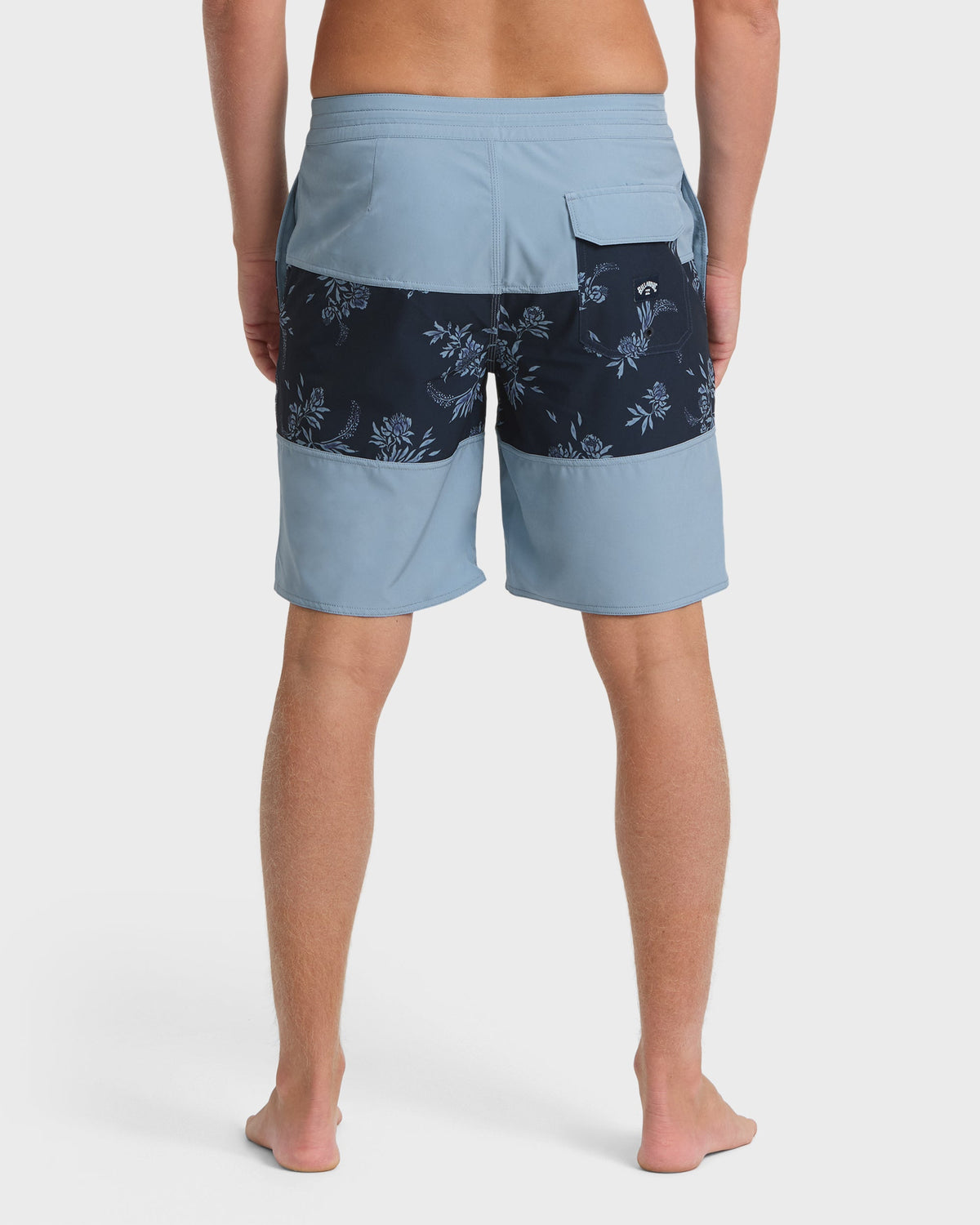 Tribong Lo Tide 18 Boardshorts - True Navy